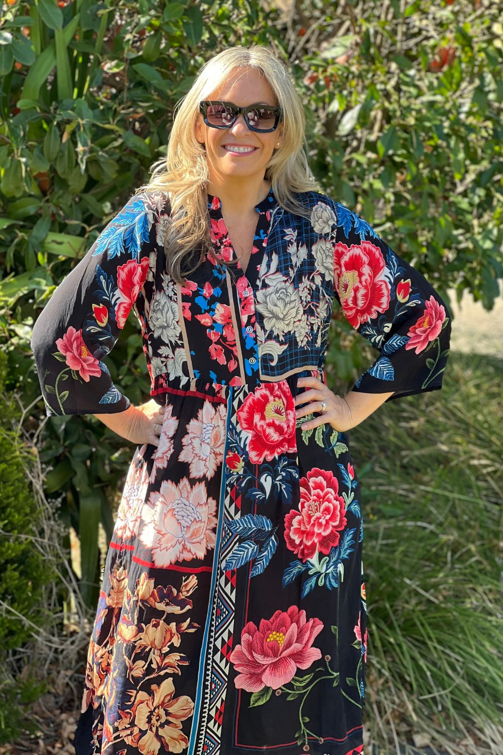 Erin V-Neck Dress | Indigo Dahlia