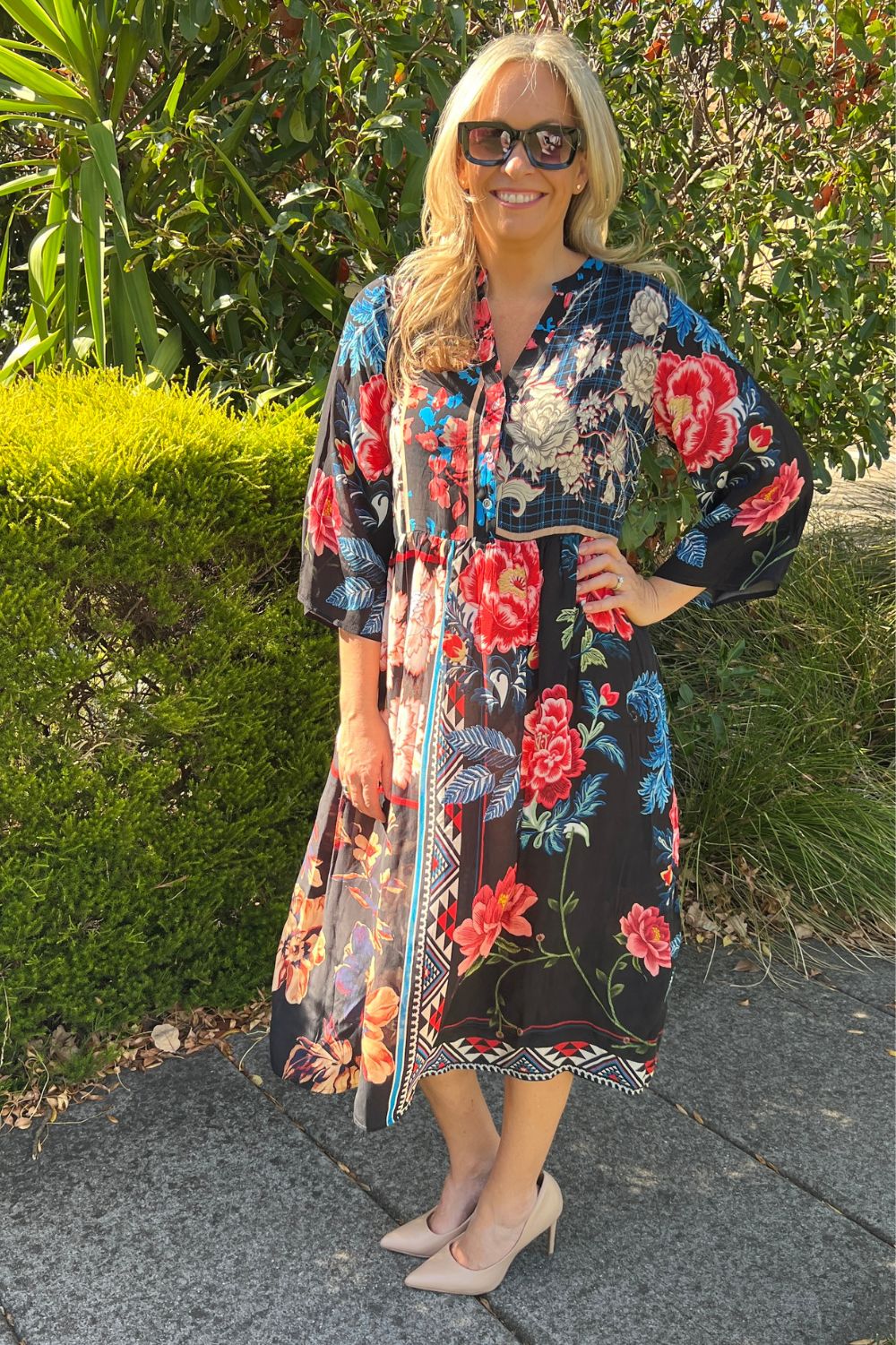 Erin V-Neck Dress | Indigo Dahlia