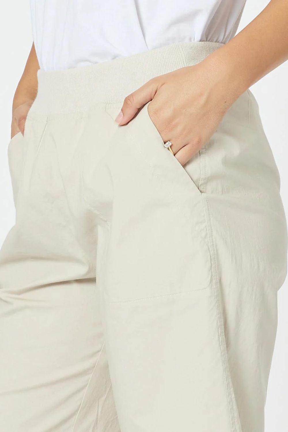 Santorini Short | Stone