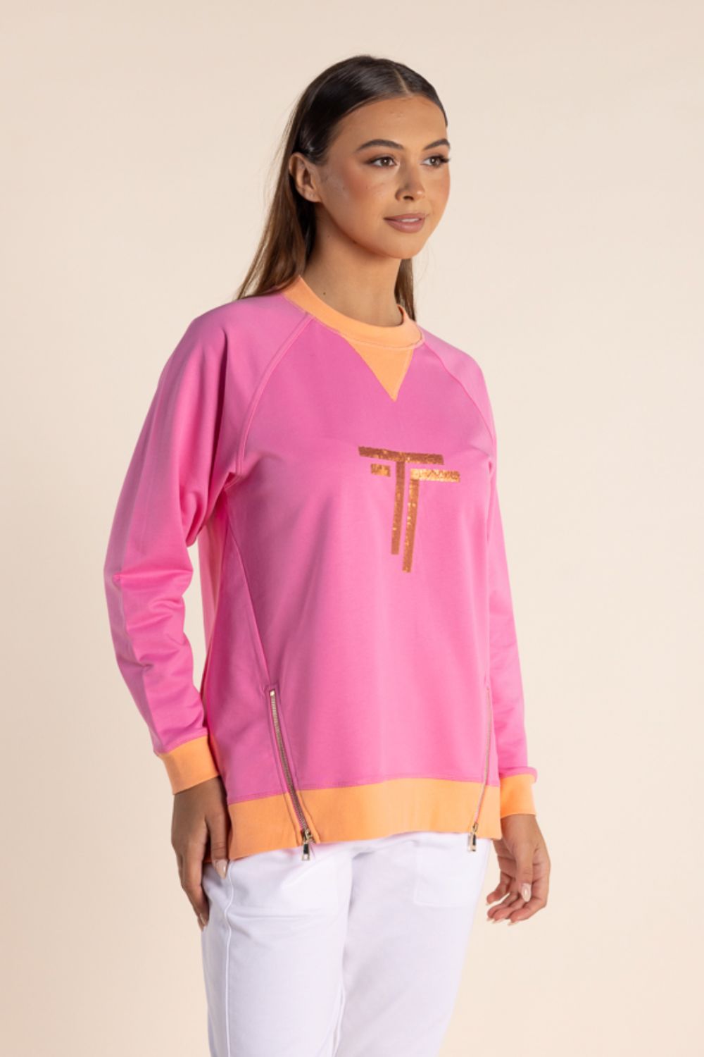 Two T's Sequin Log sweat | Fizzy Pink/Mandarin_Shop 12