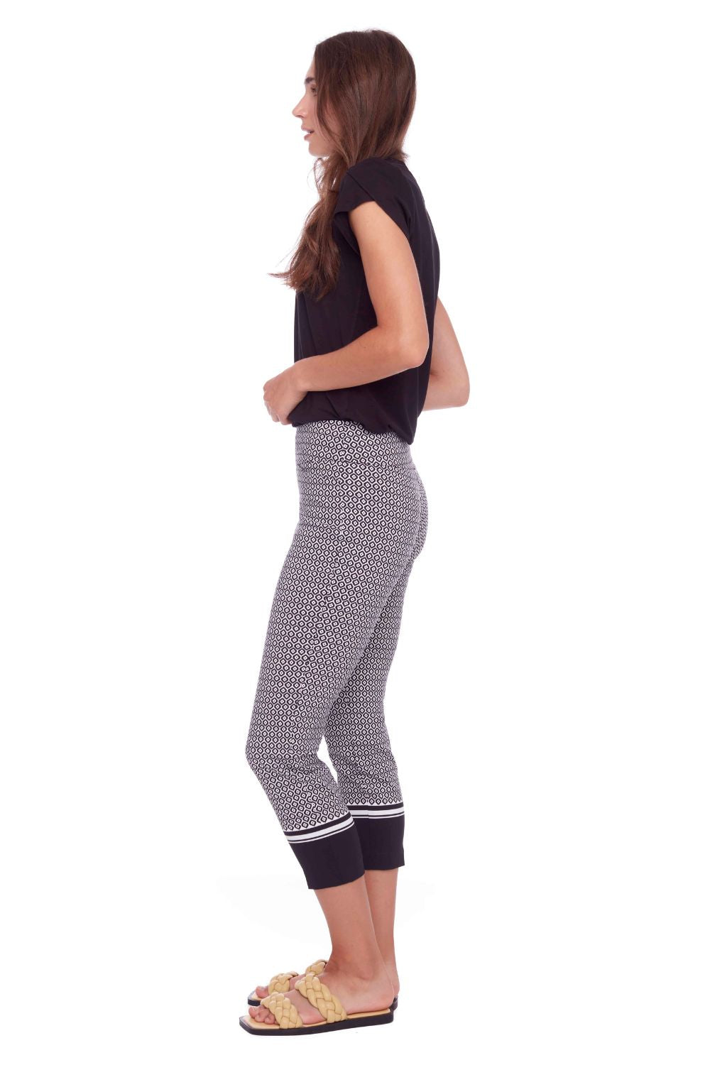 UP! Techno Crop Pant | Border_Shop 12